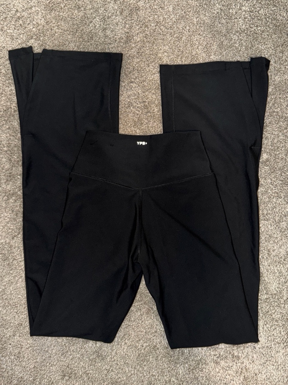 Abercrombie and Fitch YPB Black flare leggings with slit